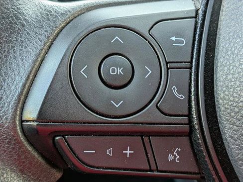 Used 2021 Toyota RAV4 XLE w/ Carpet Mat Package (TMS) AWD/4WD image 11