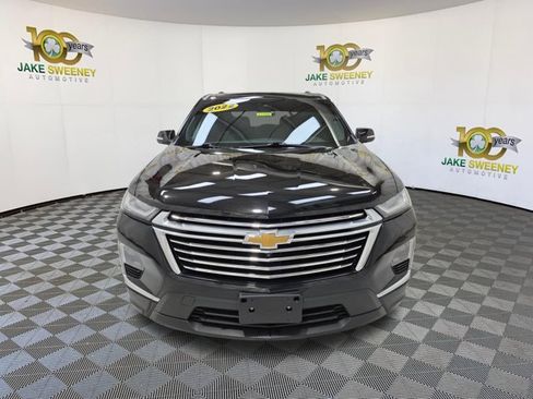 Used 2022 Chevrolet Traverse Premier AWD/4WD image 3