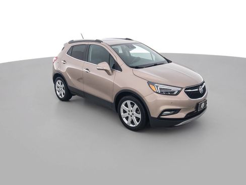 Used 2019 Buick Encore Essence w/ Experience Buick Package FWD image 3