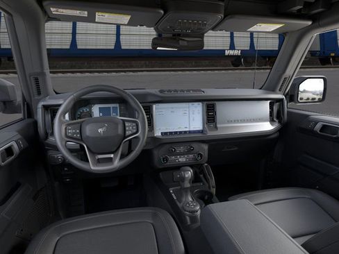 New 2025 Ford Bronco Badlands AWD/4WD image 9