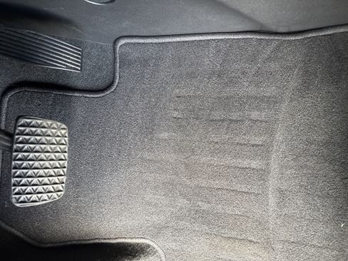 Used 2022 Chevrolet Equinox LT image 27