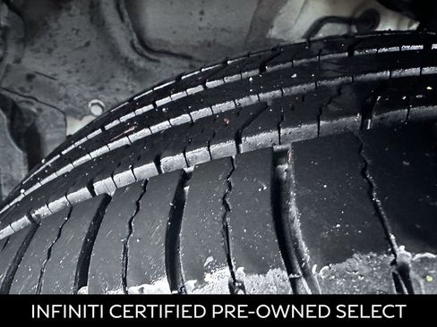 Certified 2019 INFINITI QX60 Luxe w/ Essential Package image 16