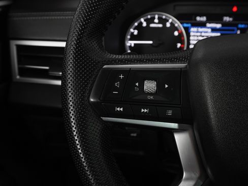 Used 2023 Mitsubishi Outlander SE image 21