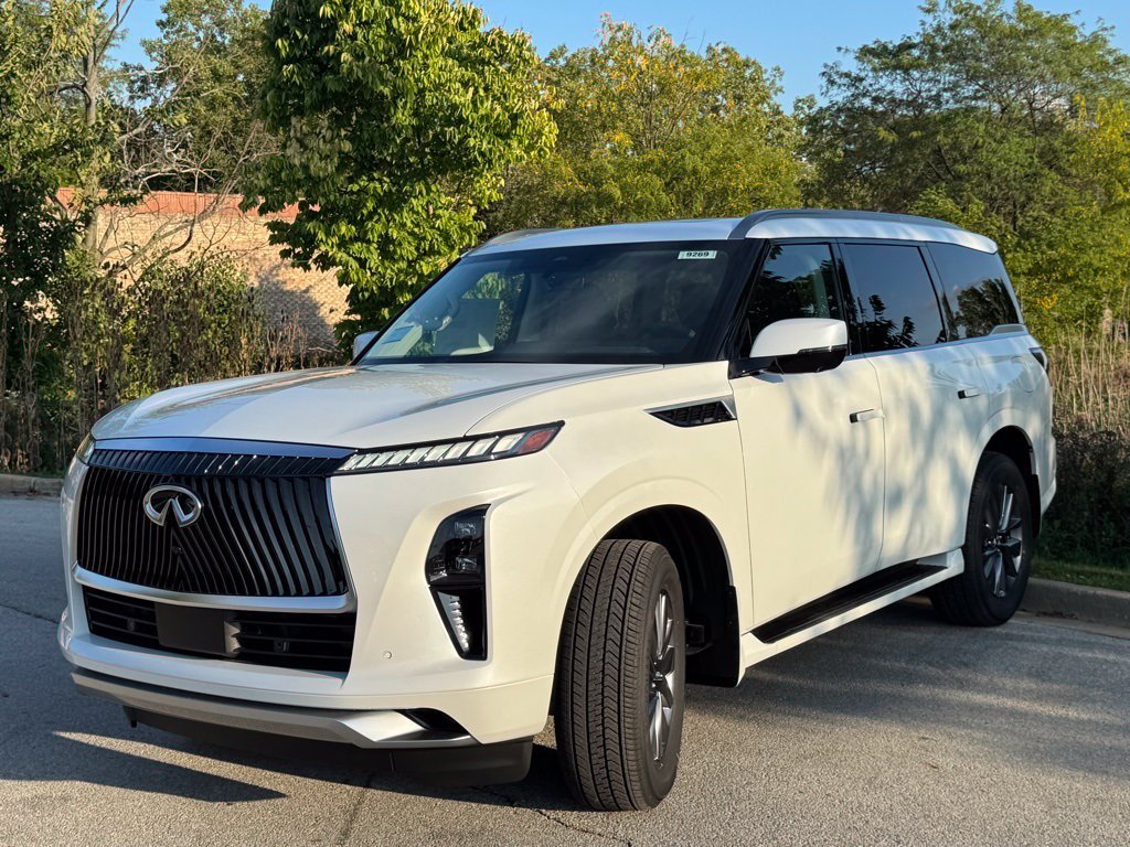 Certified 2026 INFINITI QX80 Pure w/ Cargo Package AWD/4WD image 3