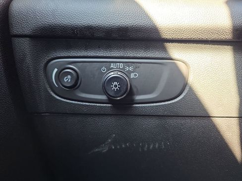Certified 2023 Buick Envision Essence AWD/4WD image 29