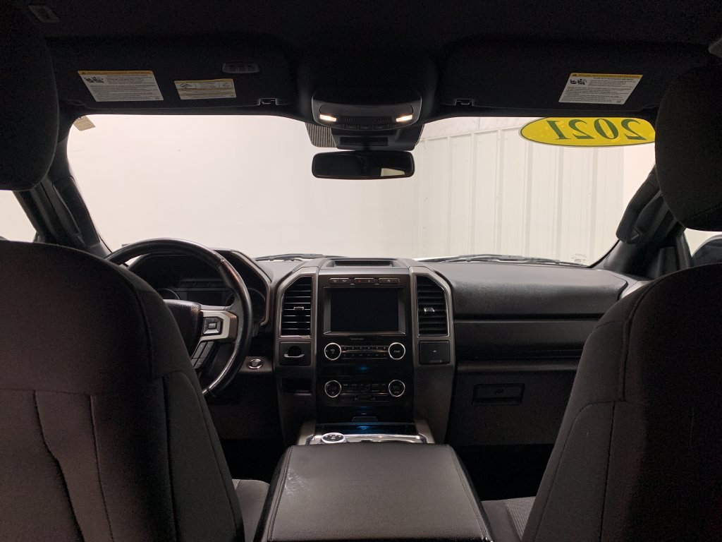 Used 2021 Ford Expedition XLT w/ Black Accent Package AWD/4WD image 19