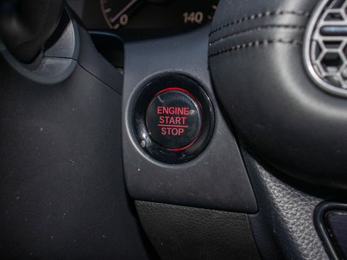 Certified 2024 Honda HR-V LX image 28