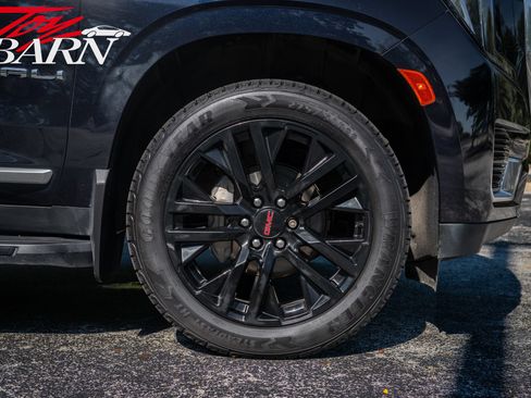 Used 2021 GMC Yukon Denali AWD/4WD image 15