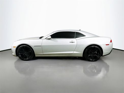 Used 2015 Chevrolet Camaro LS image 4