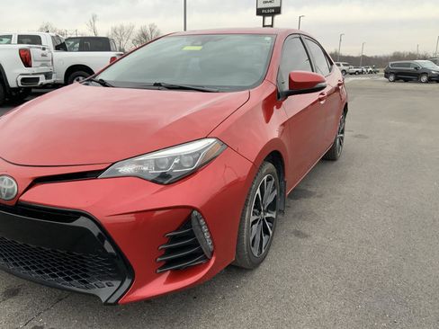 Used 2019 Toyota Corolla SE image 12