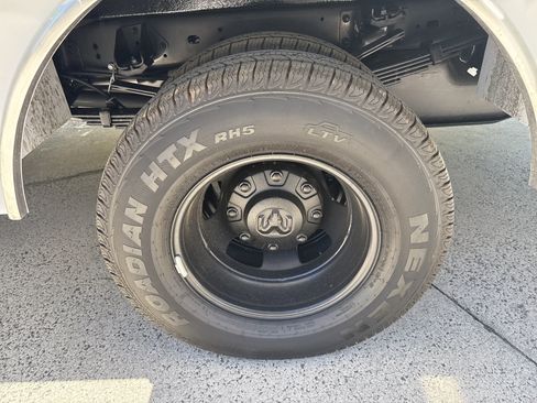 New 2026 RAM 3500 Tradesman AWD/4WD image 24