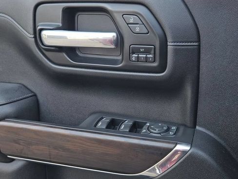 Used 2021 GMC Sierra 1500 SLT w/ SLT Premium Package RWD image 7