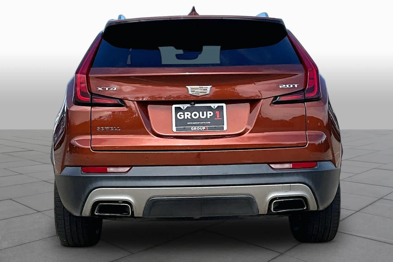 Used 2019 Cadillac XT4 Premium Luxury w/ Enhanced Visibility Package FWD image 5