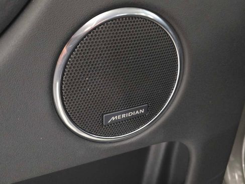 Certified 2025 Land Rover Discovery Sport S image 27