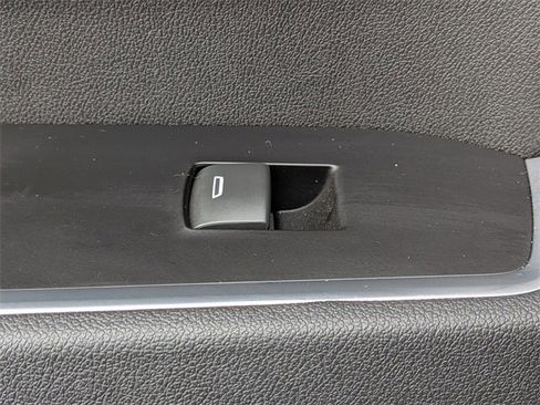 Used 2025 Chevrolet Silverado 1500 High Country w/ High Country Premium Package image 31