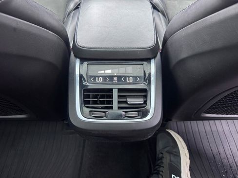 Used 2016 Volvo XC90 T6 R-Design w/ Protection Package AWD/4WD image 13