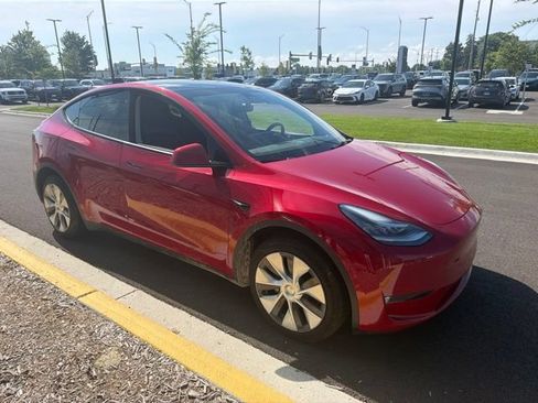 Used 2021 Tesla Model Y Long Range AWD/4WD image 13