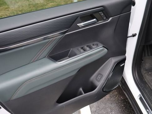 Certified 2024 GMC Acadia AT4 w/ Super Cruise Package image 14