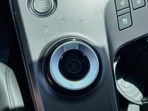 New 2027 Kia Sportage SX Prestige AWD/4WD image 17