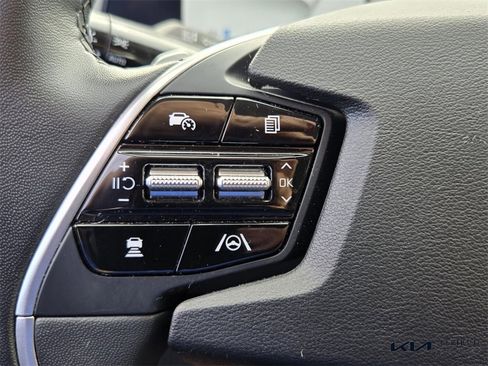 Certified 2023 Kia EV6 Wind w/ Wind Technology Package image 30