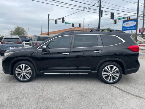 Used 2019 Subaru Ascent Touring w/ Popular Package #3 image 2