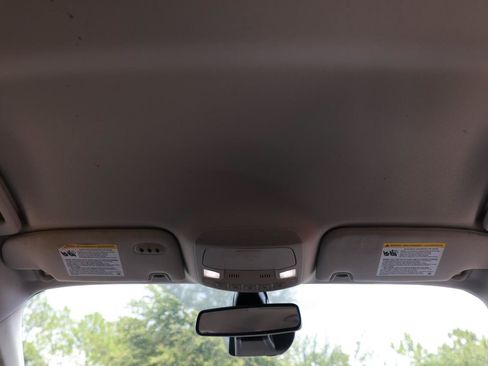 Used 2019 Ford Fusion SEL FWD image 24