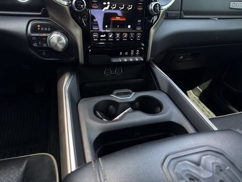 Used 2021 RAM 1500 Laramie AWD/4WD image 15