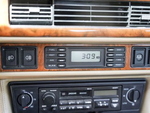 Used 1993 Jaguar XJS 4.0 Convertible RWD image 33
