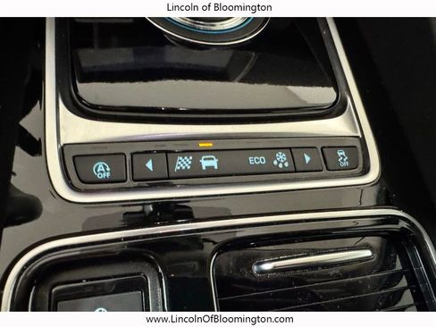 Used 2019 Jaguar F-PACE Prestige image 61