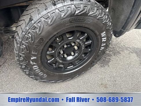 Used 2023 GMC Sierra 1500 AT4X w/ AT4X AEV Edition AWD/4WD image 14