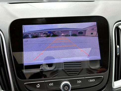 Used 2024 Chevrolet Malibu LT FWD image 14