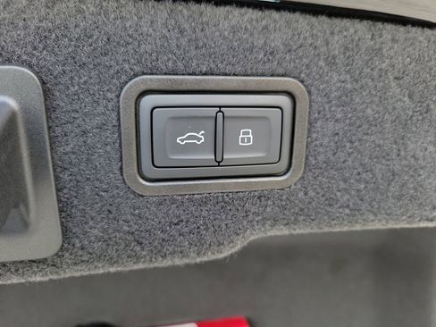 New 2026 Audi A8 L 3.0T image 31