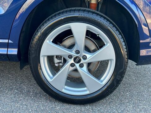 New 2025 Audi Q5 Premium Plus image 58