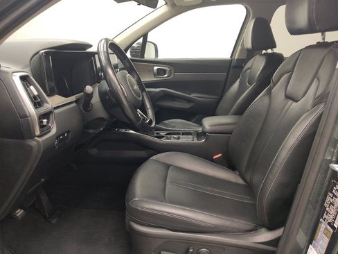 Used 2022 Kia Sorento S w/ Panoramic Sunroof Package AWD/4WD image 17