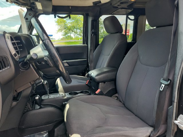 Used 2015 Jeep Wrangler Unlimited Sport w/ Quick Order Package 24S AWD/4WD image 19