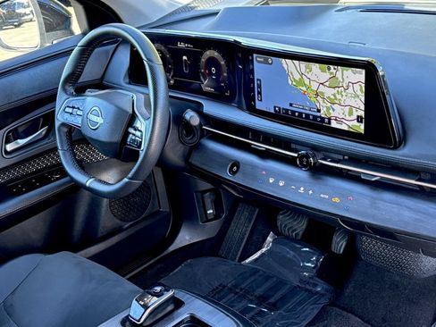 Used 2024 Nissan Ariya FWD image 28