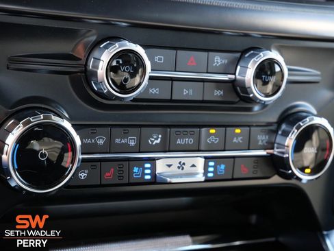 New 2025 Ford F150 Platinum w/ FX4 Off-Road Package image 21