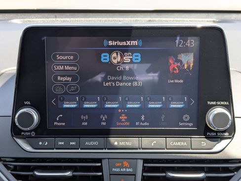 Used 2025 Nissan Altima 2.5 SR FWD image 25