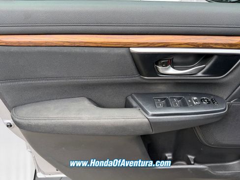 Used 2019 Honda CR-V EX image 4