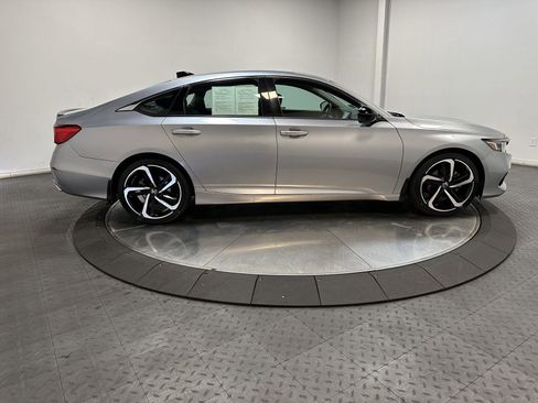 Certified 2022 Honda Accord Sport Special Edition image 15