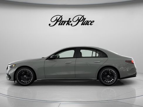 New 2026 Mercedes-Benz E 350 Sedan image 8