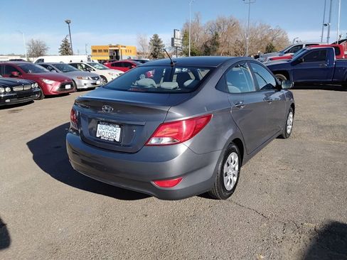 Used 2017 Hyundai Accent SE image 5