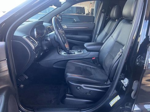 Used 2022 Jeep Grand Cherokee Altitude image 13