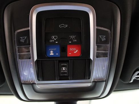 Used 2022 RAM 2500 Limited image 44