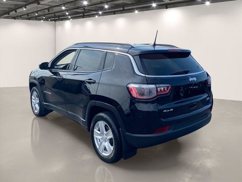 Used 2022 Jeep Compass Latitude AWD/4WD image 5