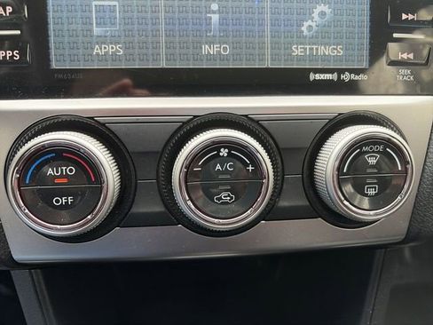 Used 2015 Subaru Crosstrek Touring AWD/4WD image 19
