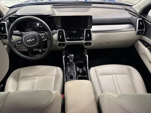 Used 2022 Kia Sorento SX FWD image 2