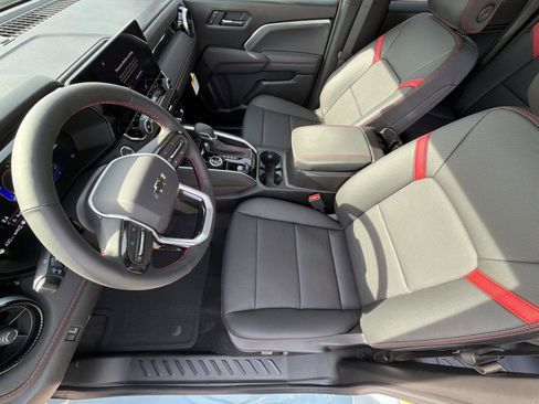 New 2026 Chevrolet Colorado Z71 image 3