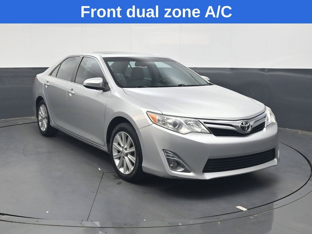 Used 2012 Toyota Camry XLE FWD image 2