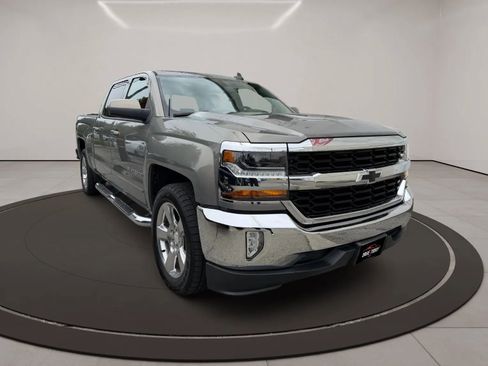 Used 2017 Chevrolet Silverado 1500 LT w/ All Star Edition image 2